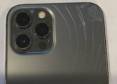 USED GSM UNLOCKED, GRAPHITE iPhone 12 PRO MAX, 256GB A2342 MG9F3LL/A FOR REPAIR
