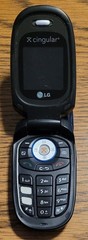 LG CG225 – Black and Silver ( Cingular ) Rare Cellular Flip Phone – READ