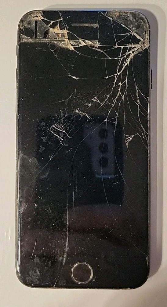 Apple iPhone 7 A1660 Black FOR PARTS ONLY