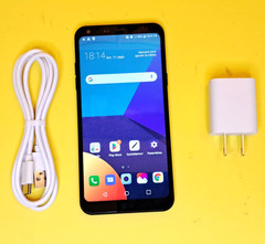 LG Q6 LG-M703 32GB 4G LTE ANDROID 8.1.0 UNLOCKED CELL PHONE TELUS BELL VIDEOTRON