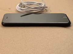 Apple iPhone 7 – 32GB Matt Black (Unlocked) A1660 (CDMA + GSM)