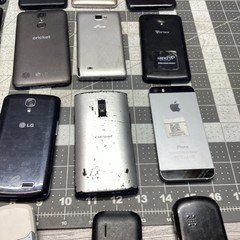 Random Lot of 20Cell Phones Untested, for Parts or Repair Assorted Apple Samsung