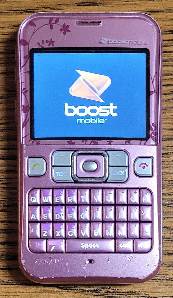 Sanyo Juno SCP-2700 – Pink ( Sprint ) Phone – Very Rare Color w/ Block Breaker 2