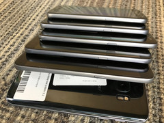 Samsung Galaxy S7 32GB SM-G930A AT&T (BLACK) Very Good Condition Unlocked