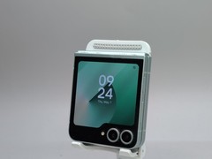 Samsung Galaxy Z Flip6 SM-F741U 256GB Mint AT&T Unlocked W089492