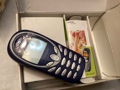 Siemens A56 (Cingular) Untested Vintage Cell Phone Lot Of 4 in a Box