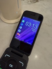 MyFlip – 4 GB – Black (TracFone)