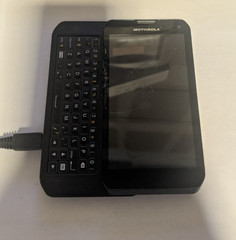 Motorola Photon Q 4G – 8GB – Black (Sprint) See Below