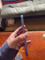 Apple iPhone 15 Blue Smartphone Bar Style 12MP Camera Resolution