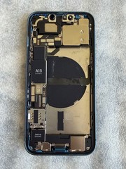 Apple iPhone 13 256GB Verizon Board + Face ID- Rear Camera – Cracked Back