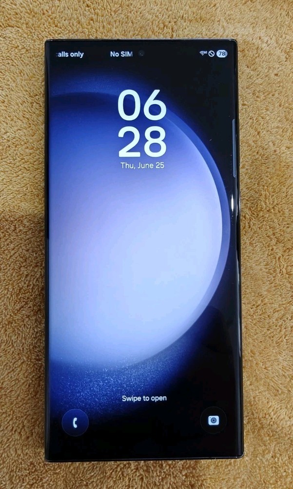 Samsung Galaxy S23 Ultra SM-S918U1 512GB Black w/ 2 cases