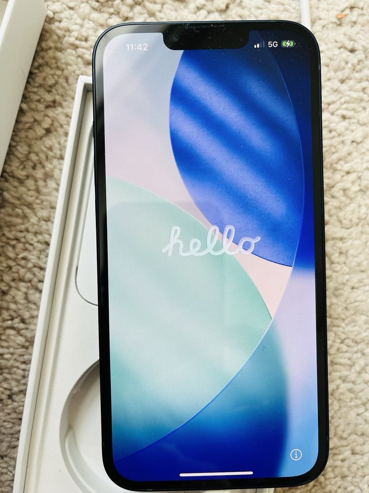 Apple iPhone 13 128GB Midnight 6.1″ Unlocked MLA23LL/A