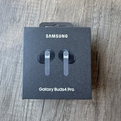 Samsung Galaxy S26 256GB AT&T – GALAXY BUDS4 PROs INCLUDED
