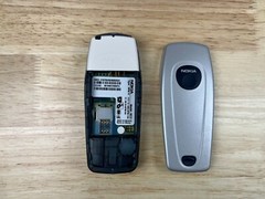 Nokia 6010 – Silver and Blue Cellular Phone *READ*