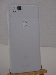 Google Pixel 2 Android Smartphone White Wi-Fi 5.0″ Display Octa-Core (4GB+64GB)