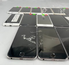 Lot of 20 Apple iPhone 6 3x A1586, 17x A1549