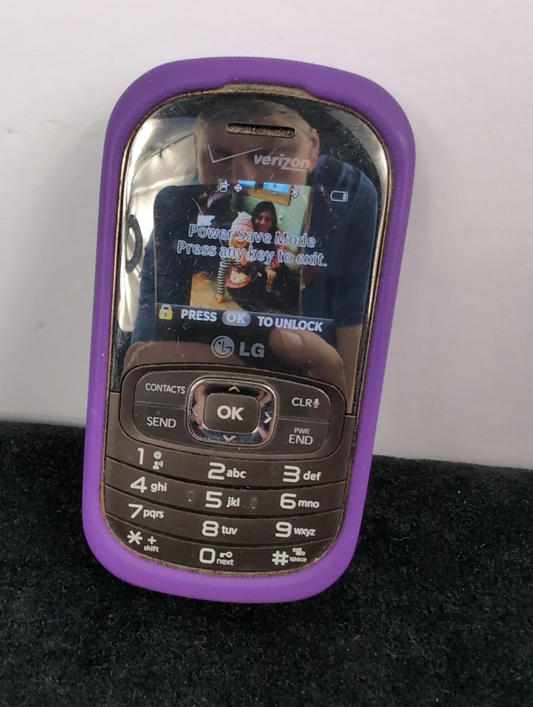 Purple Black LG Octane VN530 Dual Screen Flip Phone (Verizon)