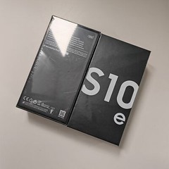 Samsung Galaxy S10e 5.8″ 16MP 128GB Android SM-G970F/DS (Global) SM-G970U (USA)