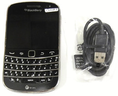 BlackBerry Bold Touch 9900 – Black ( AT&T ) Rare Smartphone – Bundled / READ