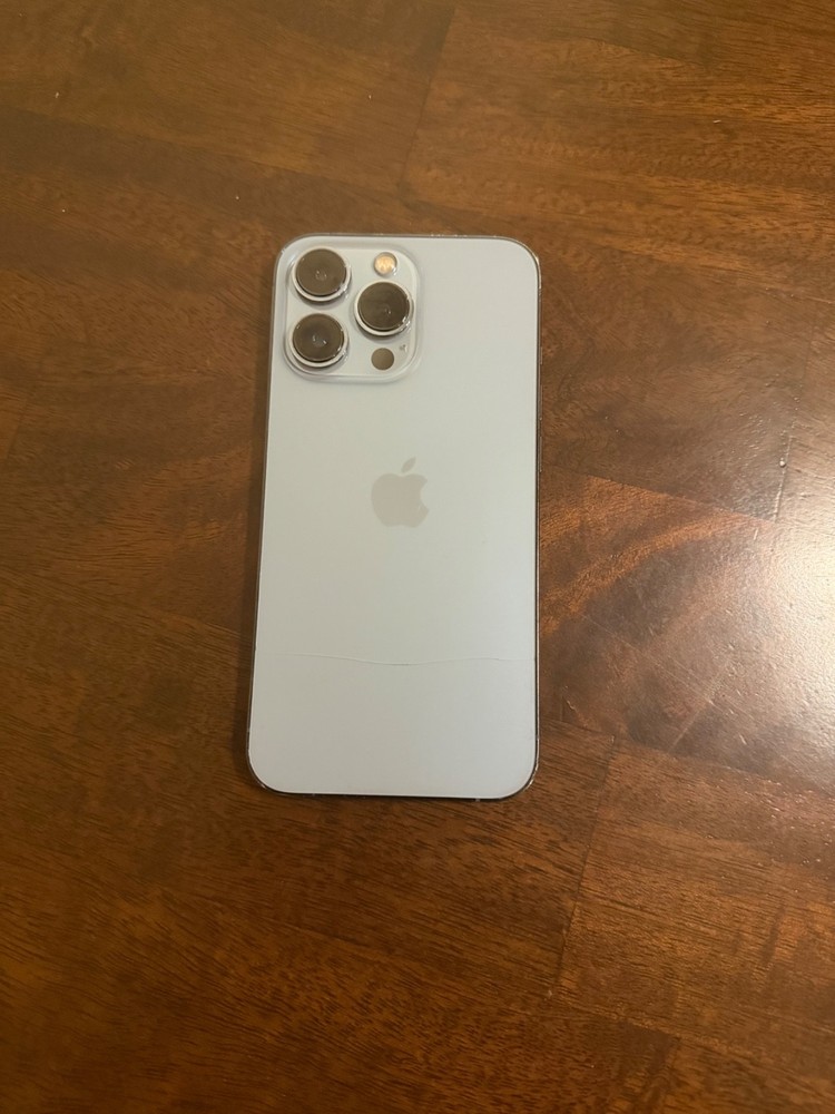 Apple iPhone 13 Pro – 128 GB – Sierra Blue (Unlocked)