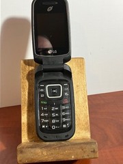 LG 441G TracFone Flip Cell Phone Tested Working Battery Included LG441GB