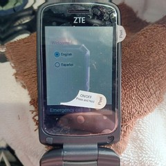 Lot Tracfone Z233VL Black Flip Cell Phone W/ Battery 4GB And Other Accessories