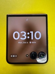 Motorola Razr+ Plus 2025 – 256GB – Mocha (Unlocked) – Excellent Condition