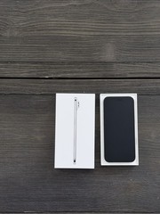 Used – Apple iPhone Air – 256 GB – Cloud White (AT&T) (Good Condition)