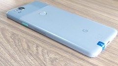Original Google Pixel 2 Unlocked 64/128 GB Random Color Reboxed With Accessories