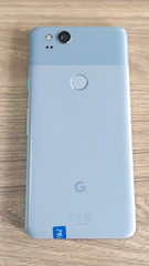 Original Google Pixel 2 Unlocked 64/128 GB Random Color Reboxed With Accessories