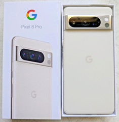 Google Pixel 8 Pro – 128 GB – Porcelain (Unlocked)