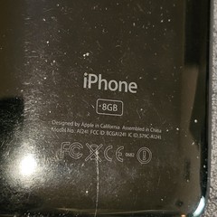 Apple iPhone 3G – 8GB – Sim Locked AT&T – Black A1241 MB046LL