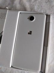 Microsoft Lumia 650 – White Smartphone – 16GB Internal Memory