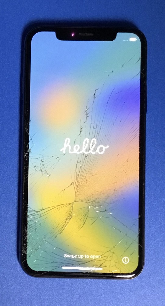 Apple iPhone X 64GB A1865 Gray Unlocked iOS 16.7.12 – SCREEN CRACKED #42272