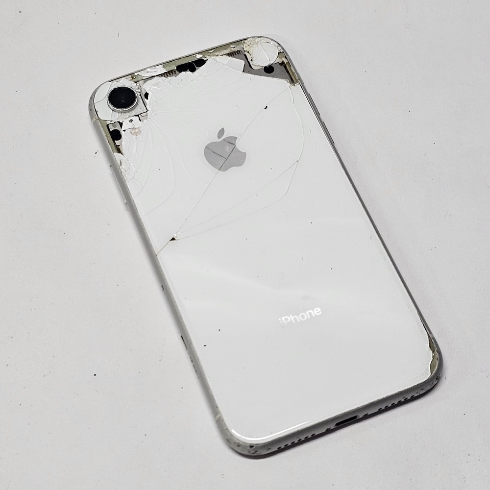 Apple iPhone XR UNKNOWN SPECS UNTESTED AS IS NOT REPAIRABLE READ DESCRIPTION!!