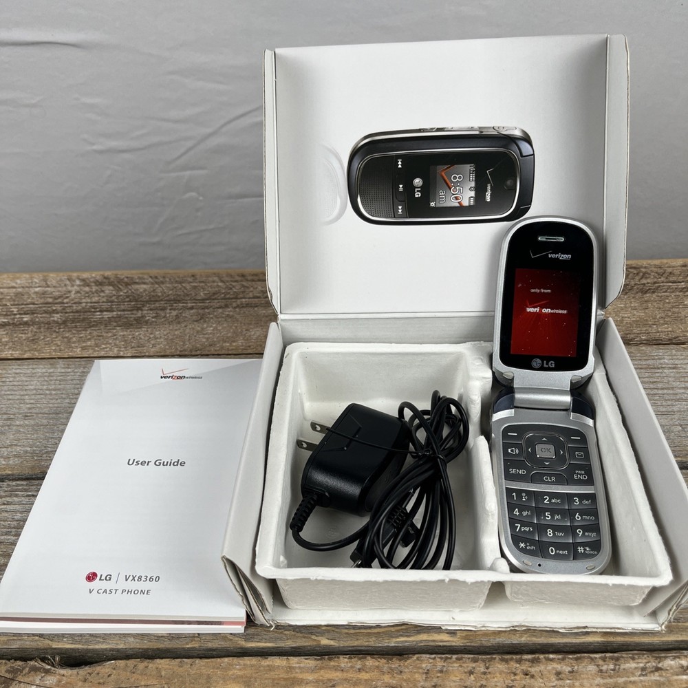 LG VX8360 Verizon V CAST Flip Phone Tested Powers On Read