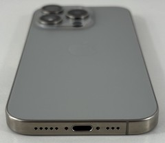 NO POWER Apple iPhone 15 Pro – ??GB – PARTS ONLY AS IS! – Natural Titanium