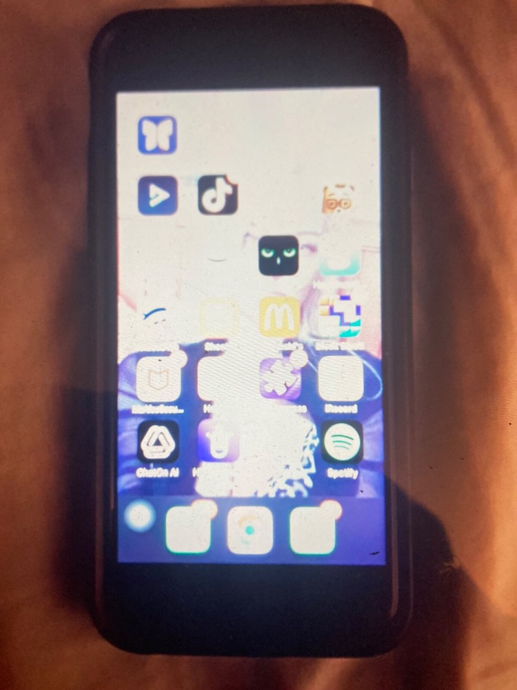 Apple iPhone SE – 64GB – Gold (Cricket) A1662 (CDMA + GSM)