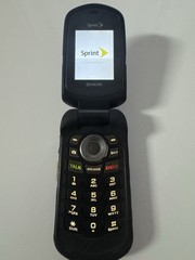 Kyocera DuraXT E4255- Black and Silver ( Sprint ) Cellular Flip Phone – Works