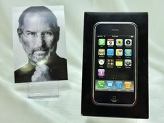 Apple iPhone 1st Generation 2G 16 GB AT&T A1203 (GSM) iOS 1.1.4 NON-MATCHING BOX
