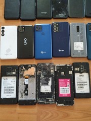 Lot of 35 Mixed Brand UNO/ BLU/ LG /Vortex and other for parts