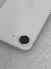 Apple iPhone 16e – 128 GB – White (AT&T) *Scratched*