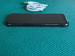 Apple iPhone X – 64GB – Space Gray (Unlocked) A1865 (CDMA + GSM)