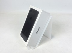 Apple iPhone 7 A1660 32GB Black Brand New Factory Sealed EarPods USB