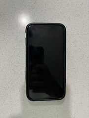 Apple iPhone X – 256GB – Space Gray (Unlocked) A1865 (CDMA + GSM)