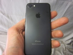 Apple iPhone 7 32GB A1660 IOS Matte Black – Does Not Power On or Charge
