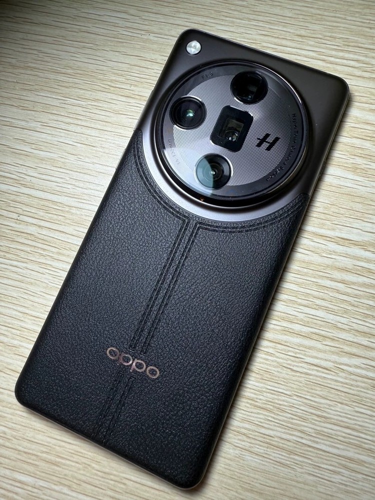 Oppo Find X7 Ultra 5G 6.82″ 50MP Snapdragon 8 Gen 3 Android Smart camera phone