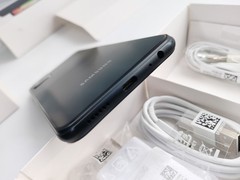 (Unlocked) Samsung Galaxy A22 5G – 128 GB – microSDXC – 48MP – 6.6″ – 5000mAh