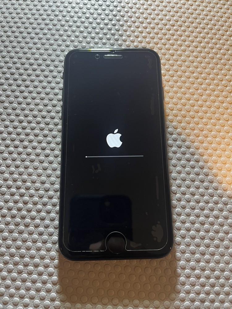 Apple iPhone SE (2nd generation) 64GB (Model MX9K2LL/A)