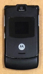 Motorola RAZR / Razor V3 – Black and Silver ( AT&T ) Cellular Flip Phone